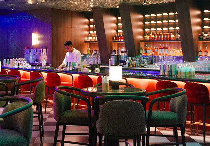 Saigon-Saigon-Bar-1